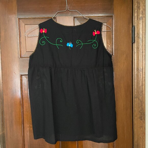 NWOT Size Large Siren La Sirena hand-embroidered Mexican style peasant top - Picture 2 of 10